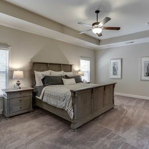 Pottery Barn King Size Bedding Ensemble